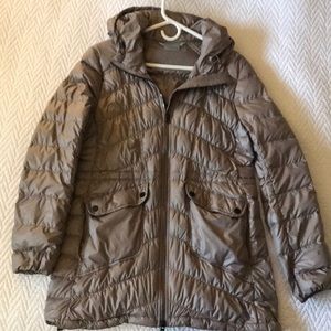 Athleta puffer jacket
